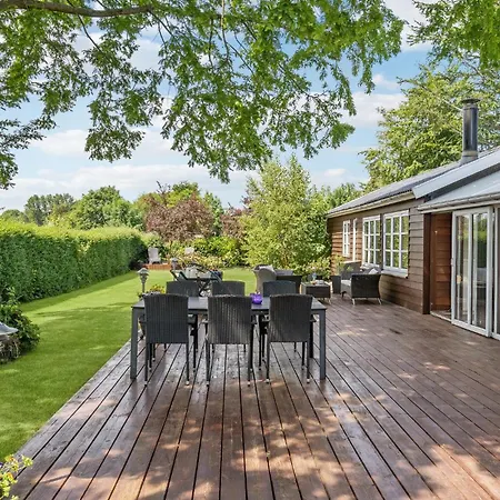 Beautiful In With Wifi Holiday home