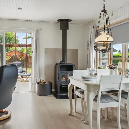 Beautiful In With Wifi Holiday home